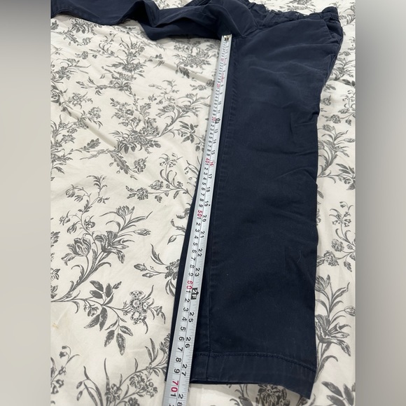 Gap (Gap for Good) navy girlfriend chino pants size 2 - Picture 5 of 8